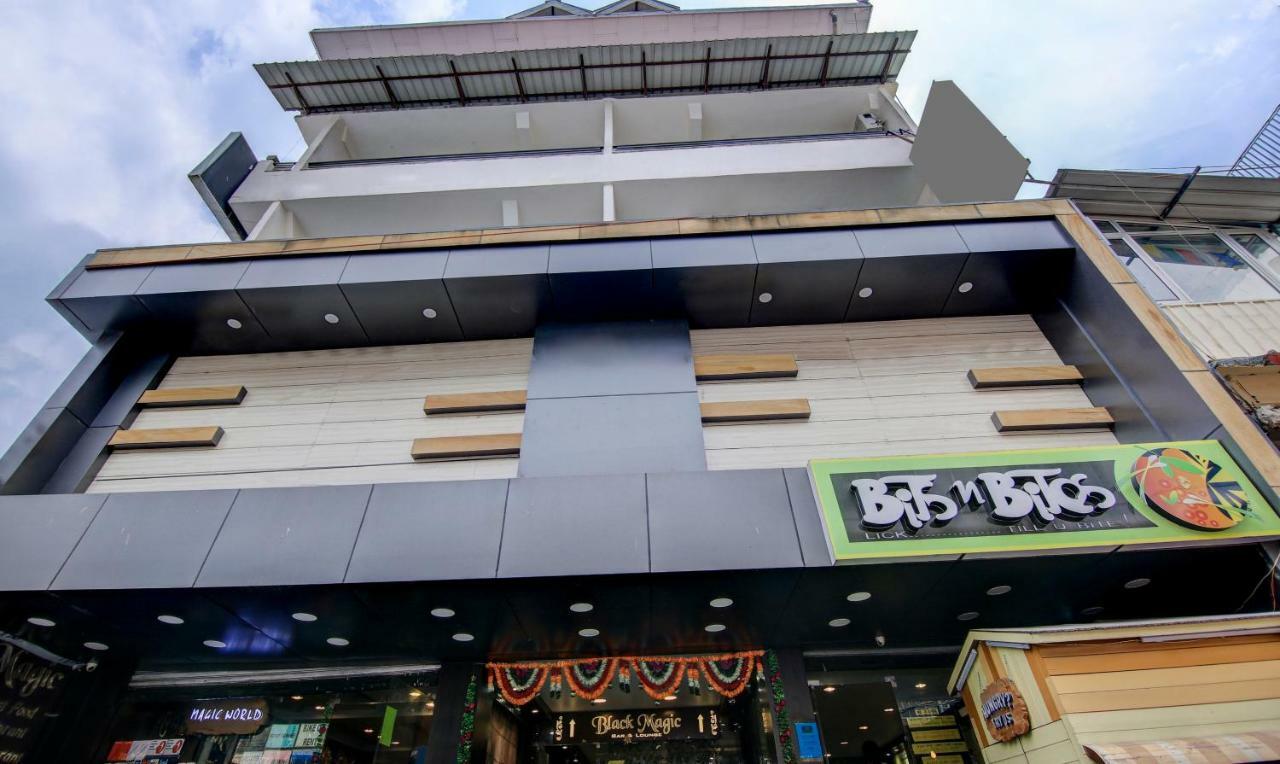 Treebo Trend Lavish Inn Dharamshala Ngoại thất bức ảnh