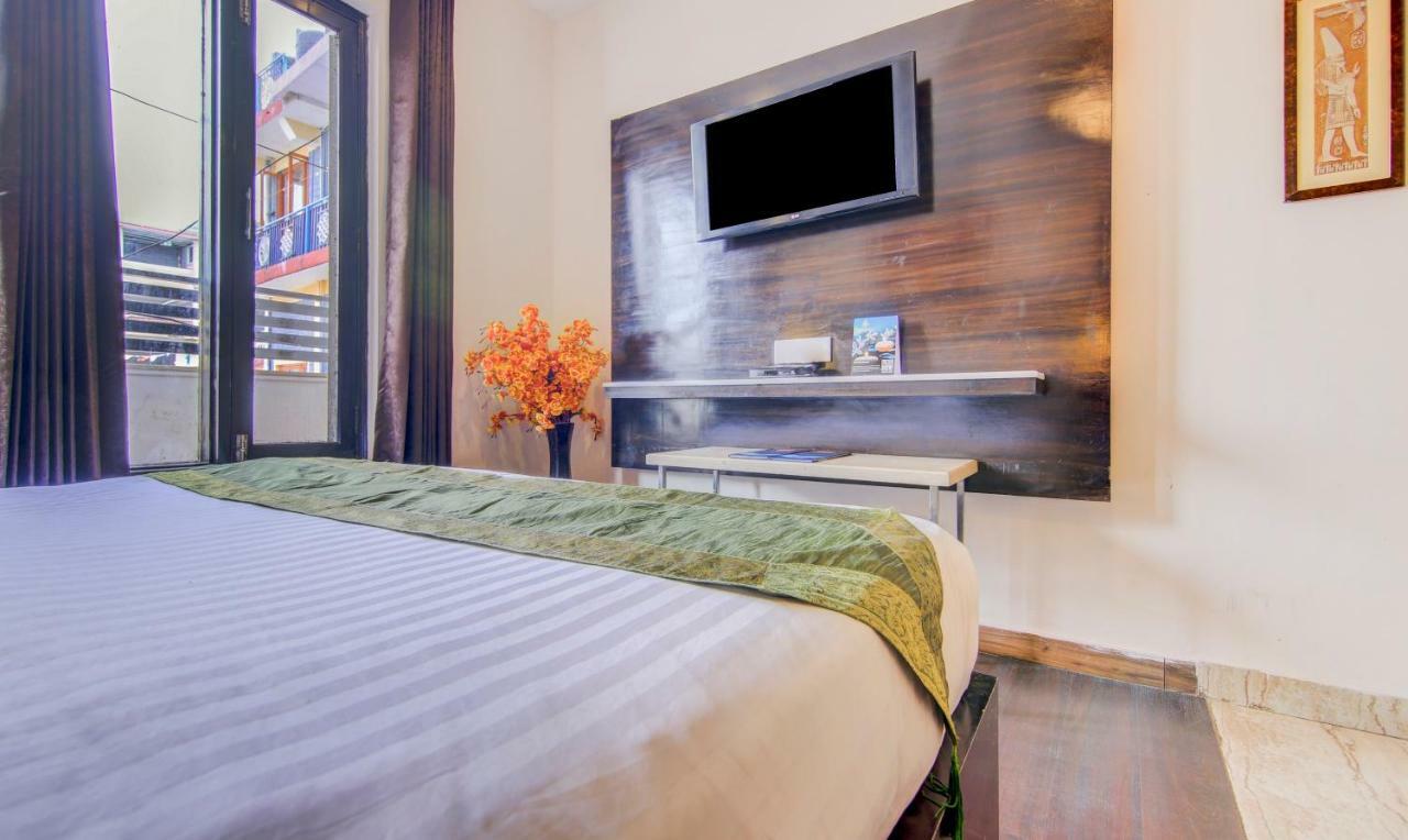 Treebo Trend Lavish Inn Dharamshala Ngoại thất bức ảnh