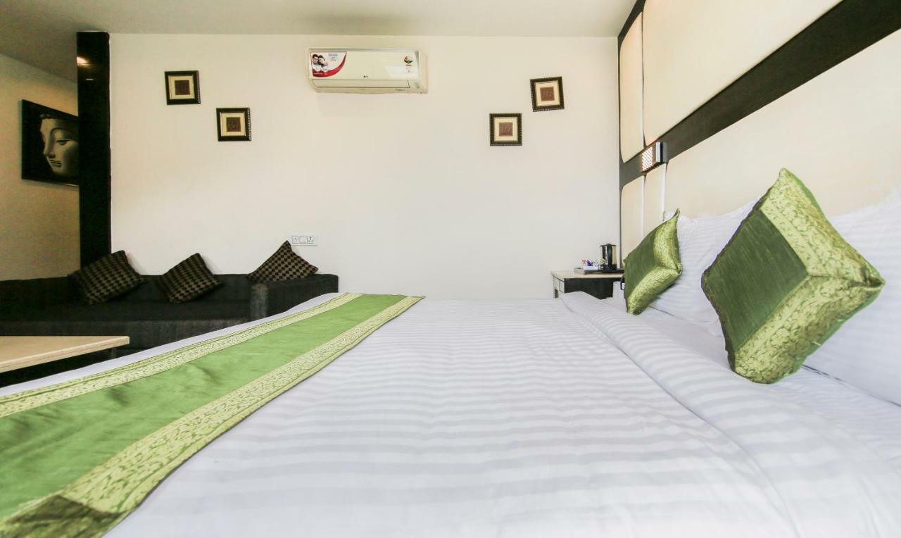 Treebo Trend Lavish Inn Dharamshala Ngoại thất bức ảnh